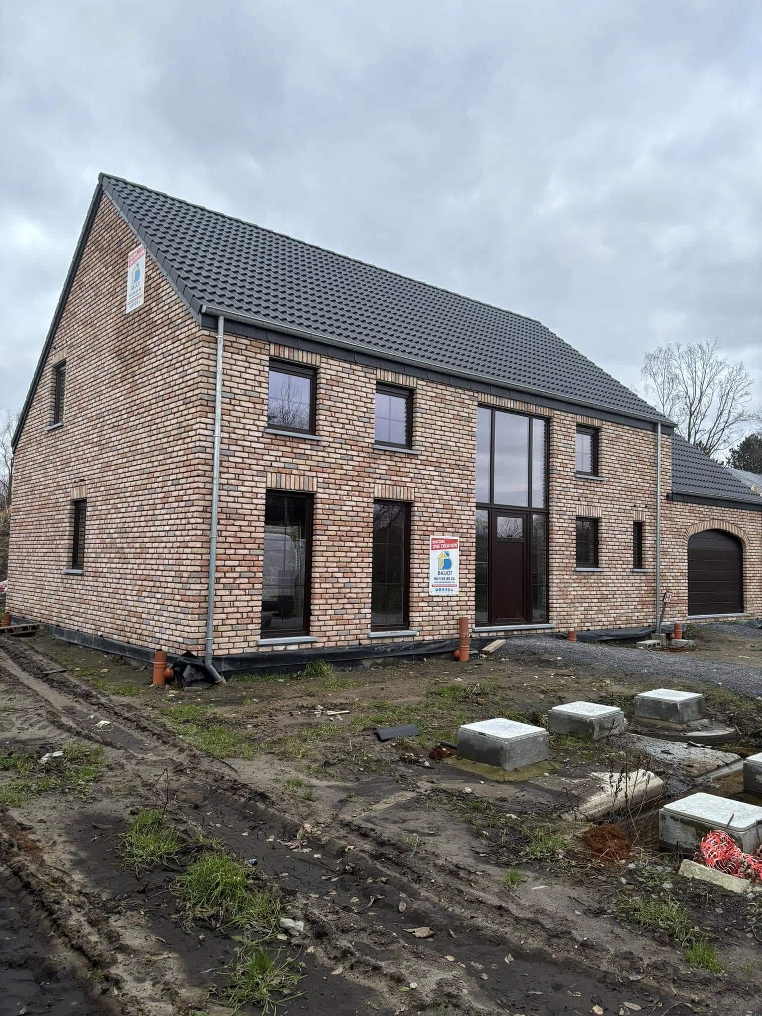473423795 122181063302112100 1194281715875057022 n | Projet Menuiserie, Menuiseries extérieures sur mesure – Esthétique, confort et performance