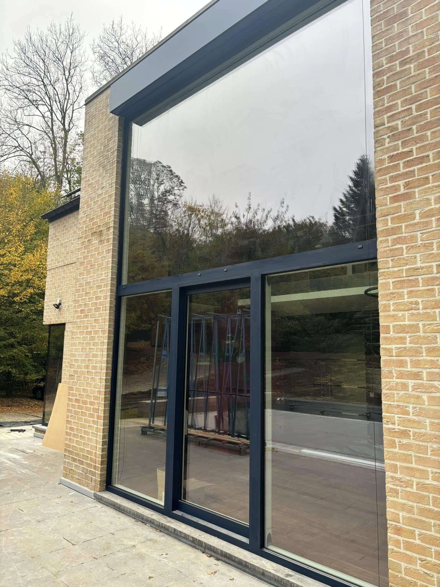 480952282 122185616402112100 2064784789902316714 n | Projet Menuiserie, Menuiseries extérieures sur mesure – Esthétique, confort et performance